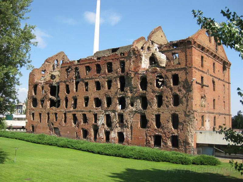 IMG_1000.jpg - Volgograd (Stalingrad): Ruins of the Mill, destroyed in WWII